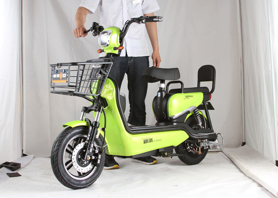 Scooteur électrique de deux Seater, bicyclettes électriques pour le frein arrière d'adultes avec la serrure